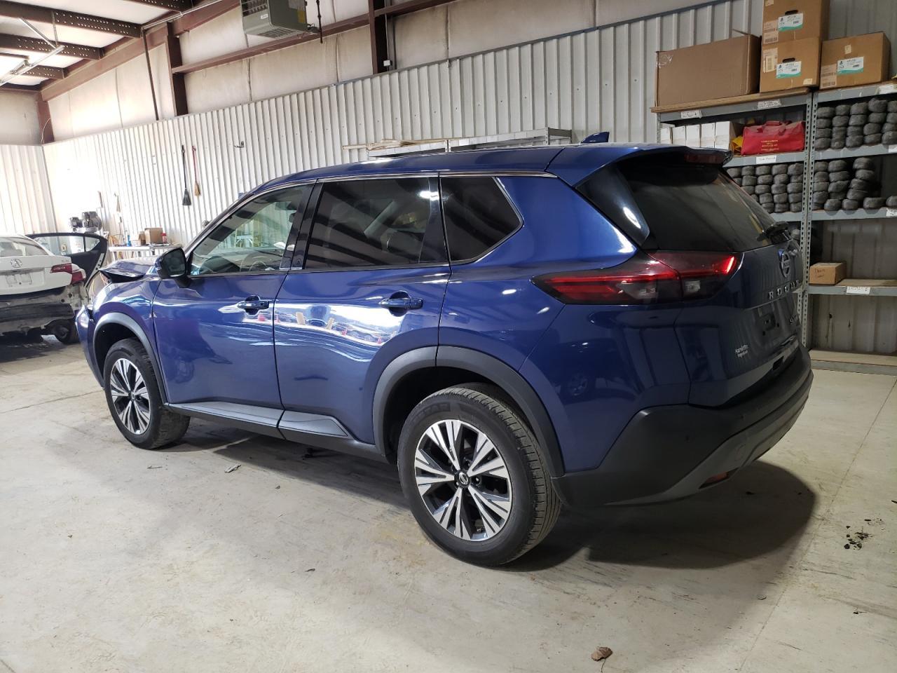 2021 Nissan Rogue Sv - Фото 2