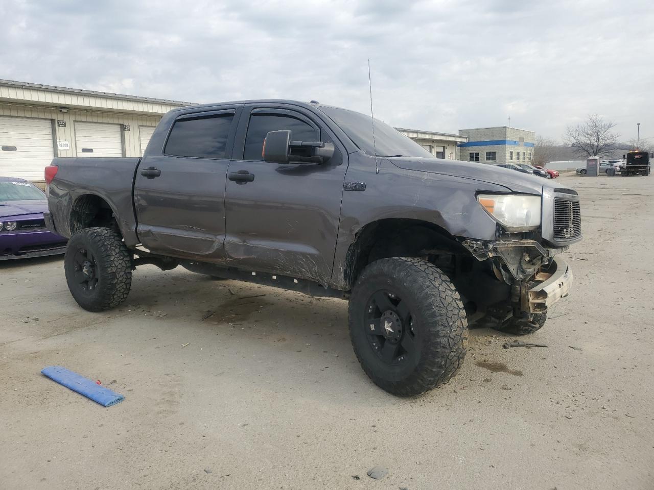 2012 Toyota Tundra Crewmax Sr5 - Image 4