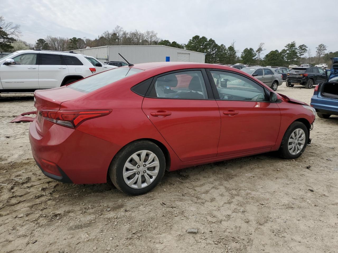 2020 Hyundai Accent Se - Фото 3