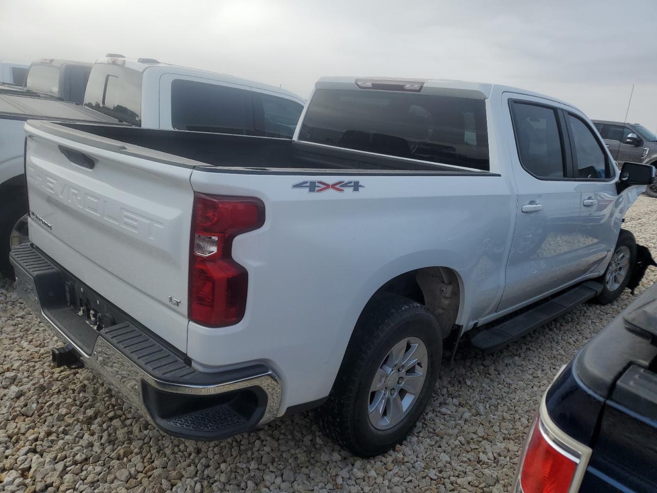 2021 Chevrolet Silverado K1500 Lt - Фото 3