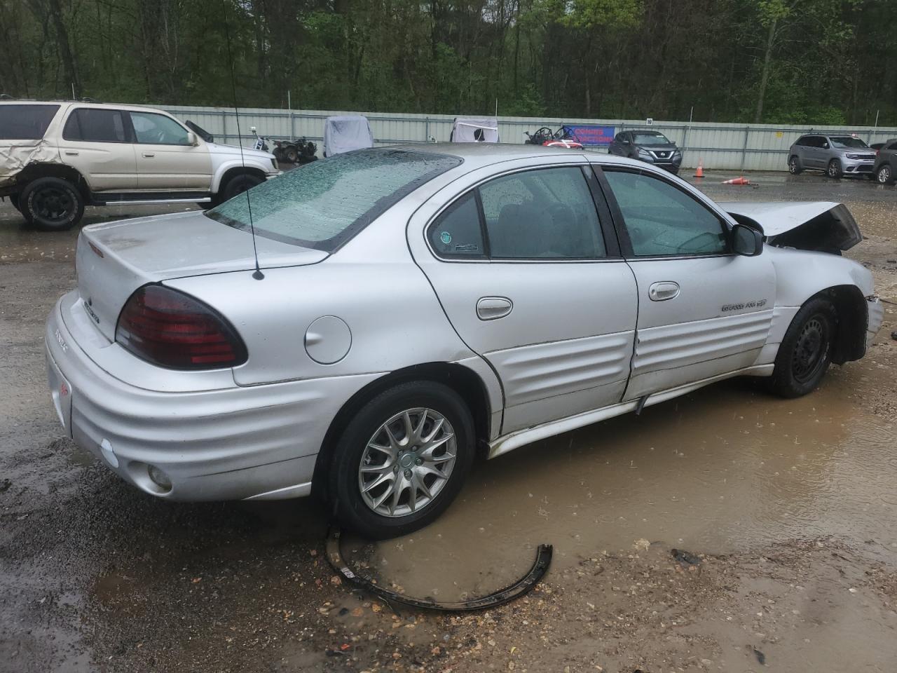 2001 Pontiac Grand Am Se - Image 3
