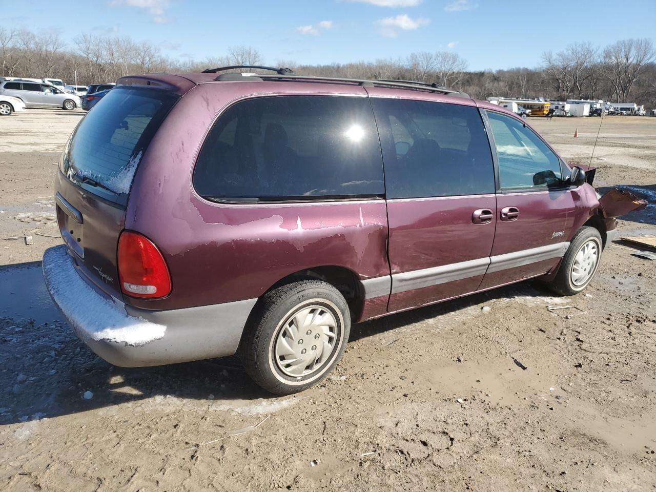 1999 Plymouth Grand Voyager Se - Фото 3