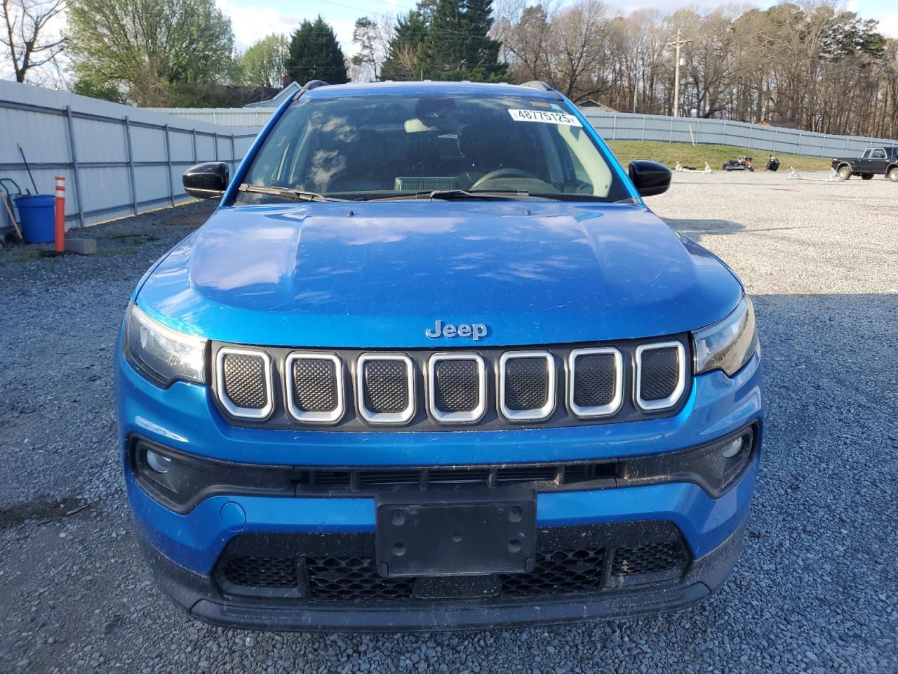 2022 Jeep Compass Latitude - Image 5