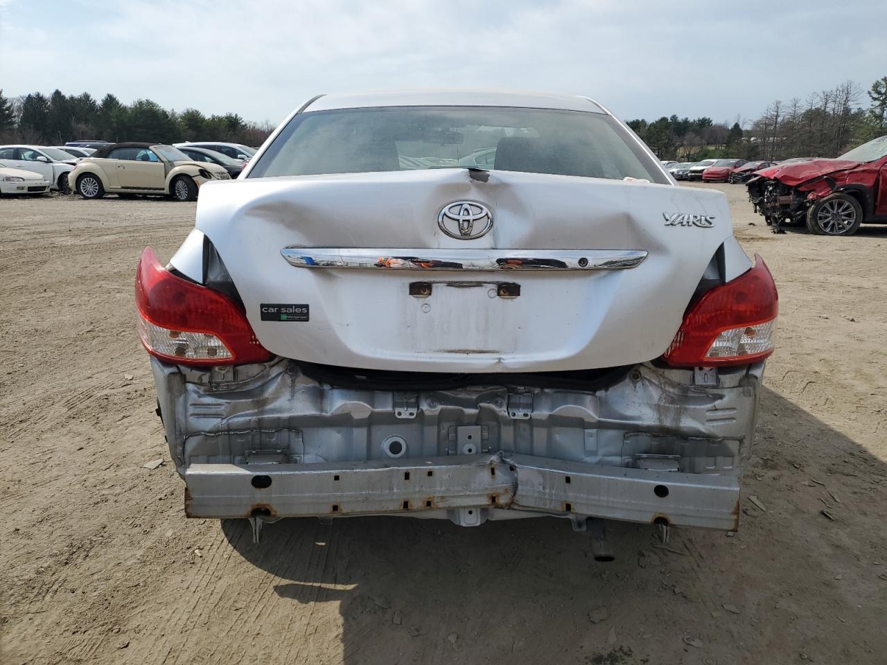 2012 Toyota Yaris - Фото 6