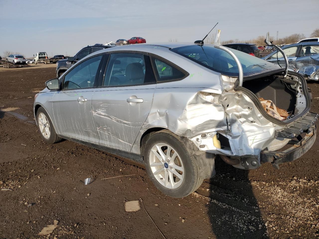 2018 Ford Focus Se - Фото 2