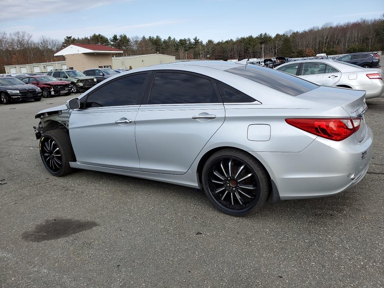2013 Hyundai Sonata Se - Фото 2