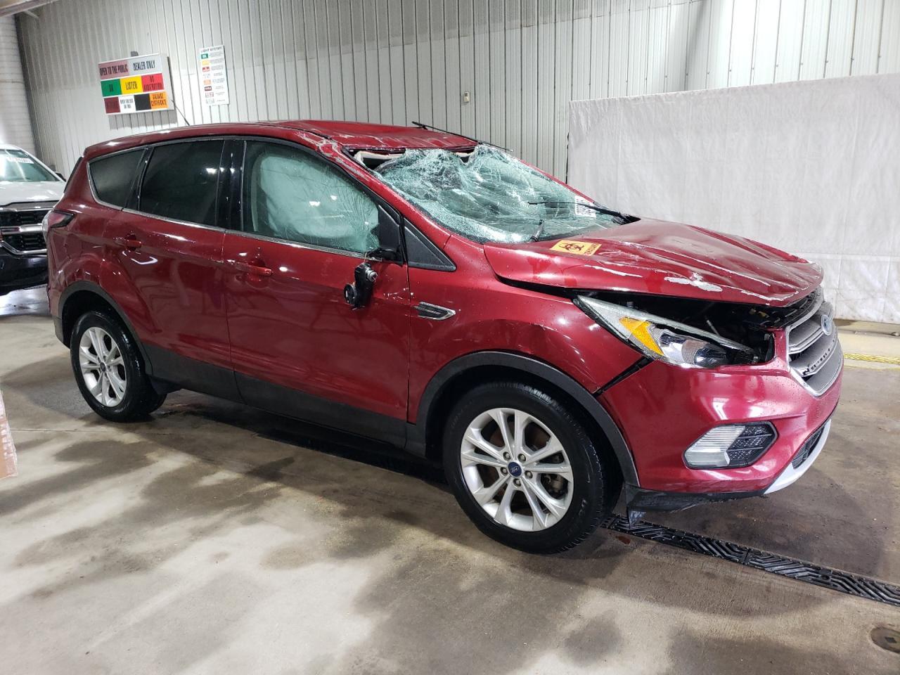 2017 Ford Escape Se - Фото 4
