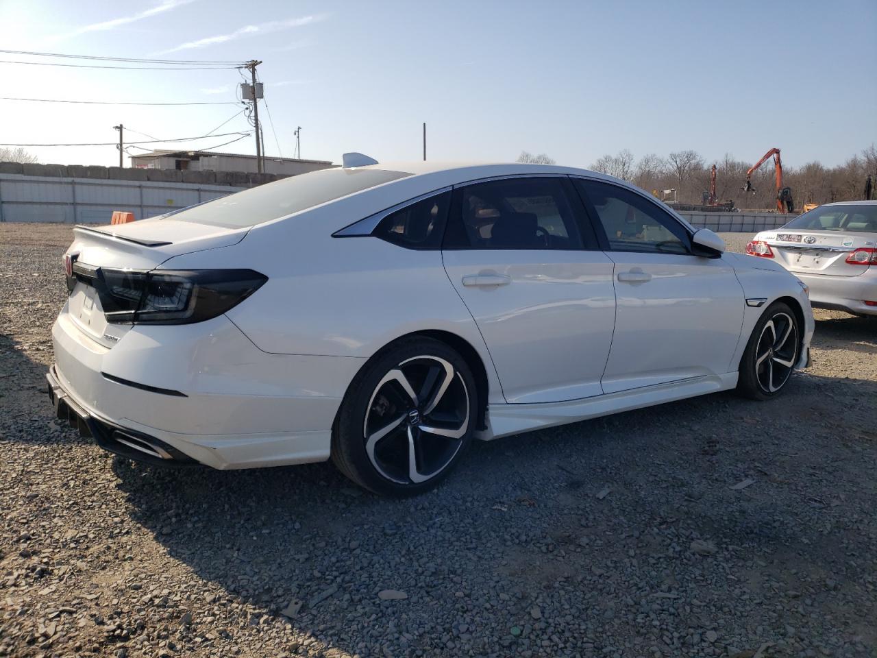 2020 Honda Accord Sport - Image 3