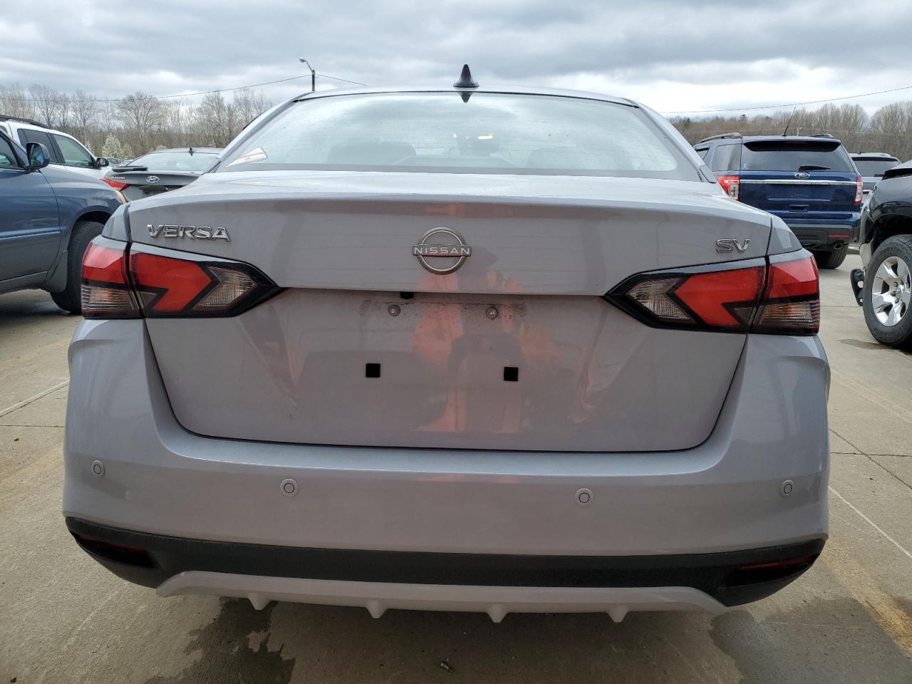 2024 Nissan Versa Sv - Image 6