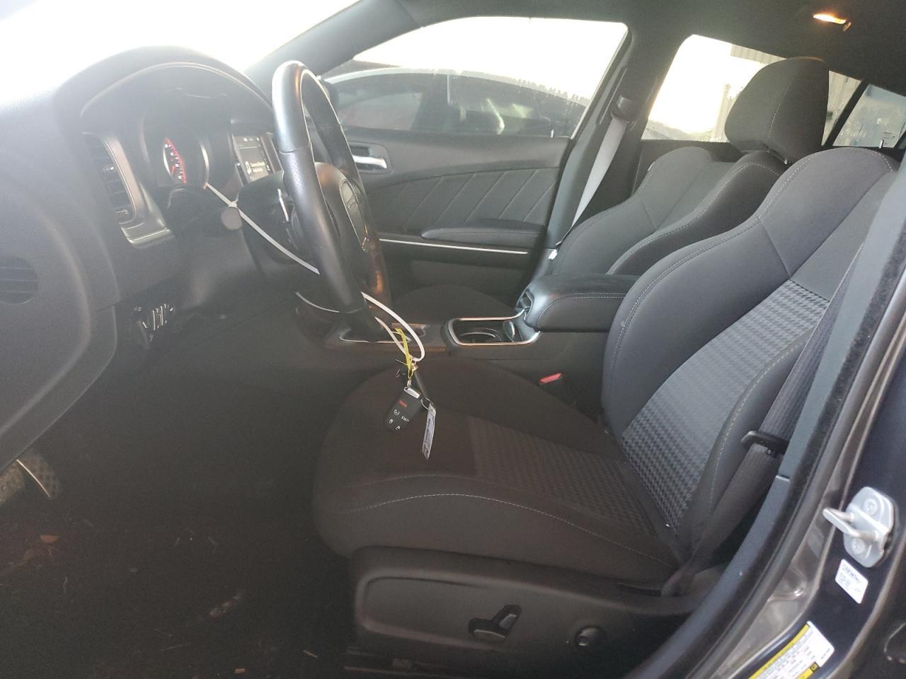 2022 Dodge Charger R/T - Image 7