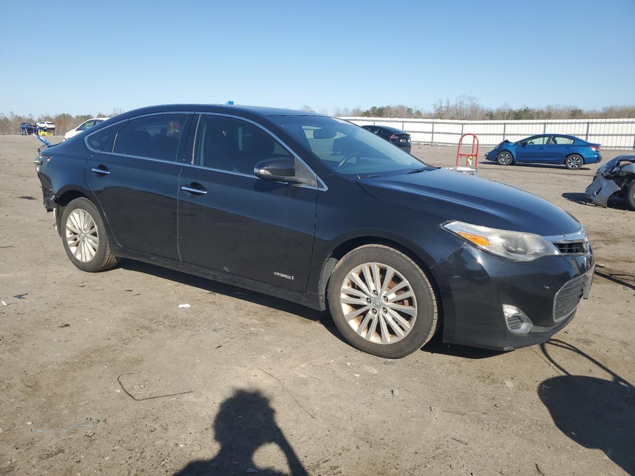 2015 Toyota Avalon Hybrid - Image 4
