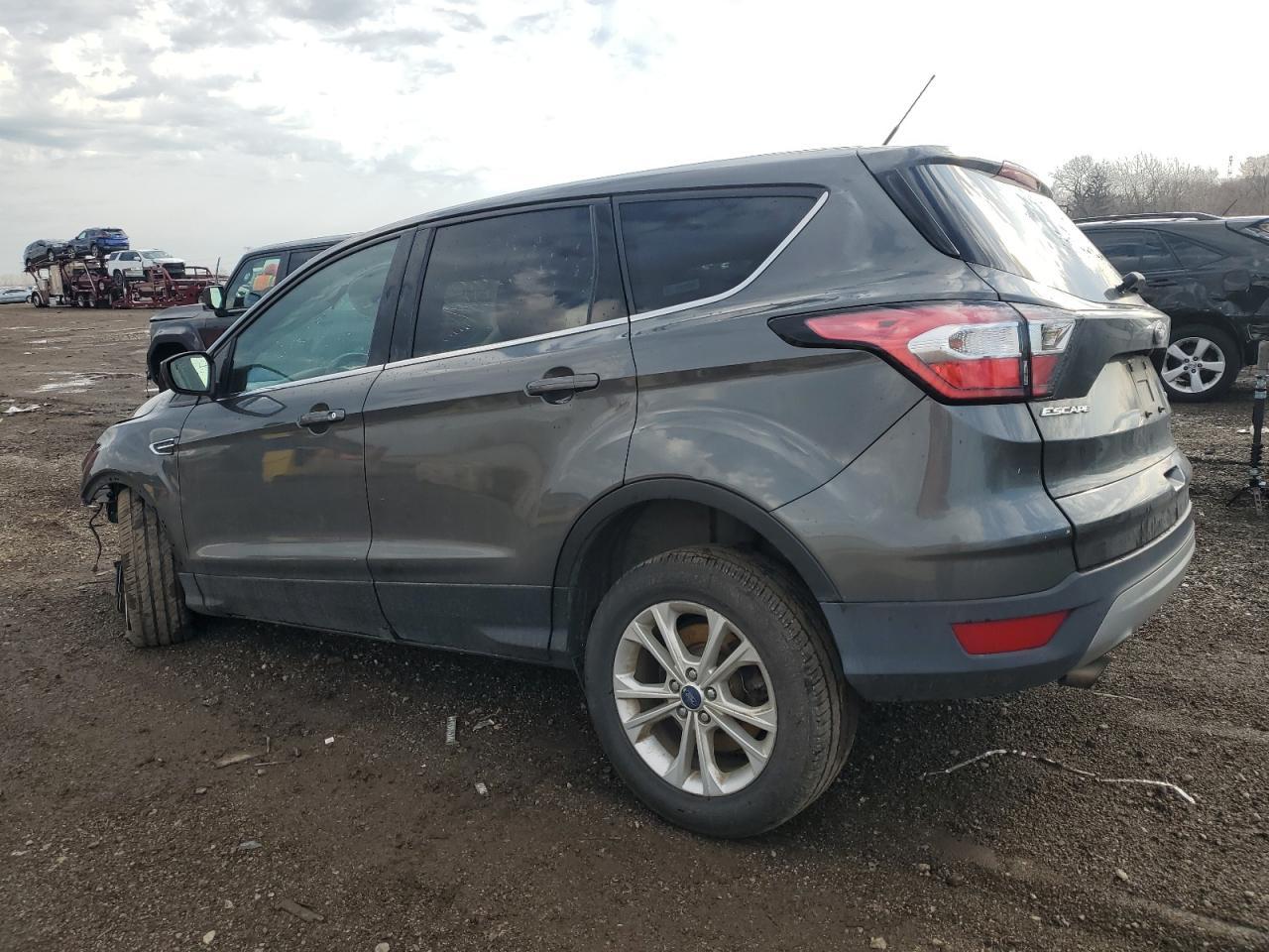 2017 Ford Escape Se - Image 2