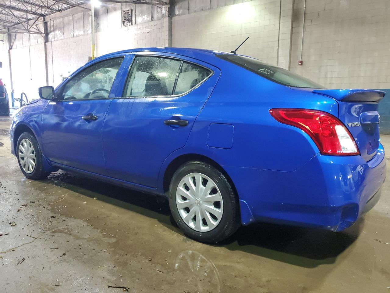 2016 Nissan Versa S - Image 2