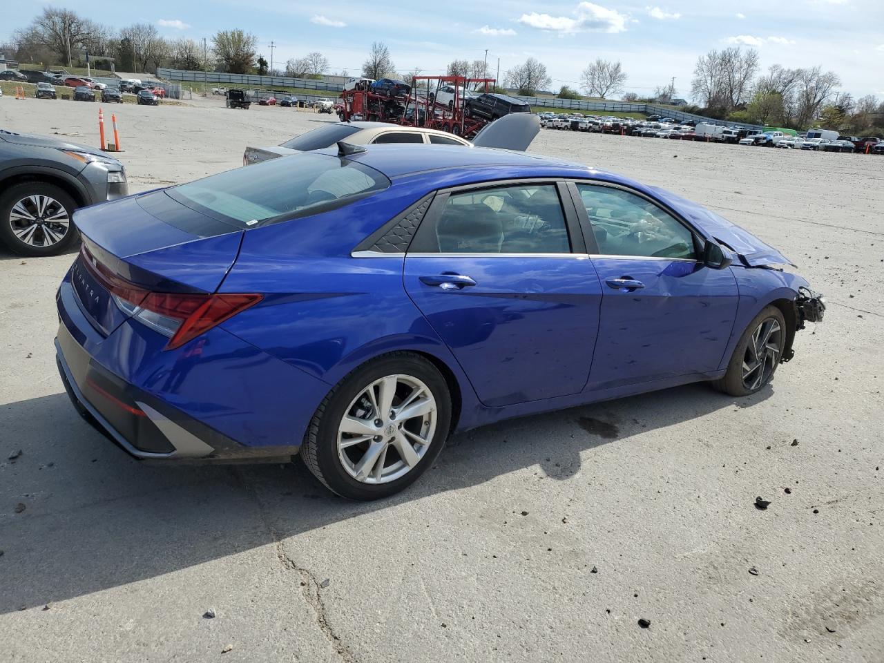 2024 Hyundai Elantra Sel - Фото 3