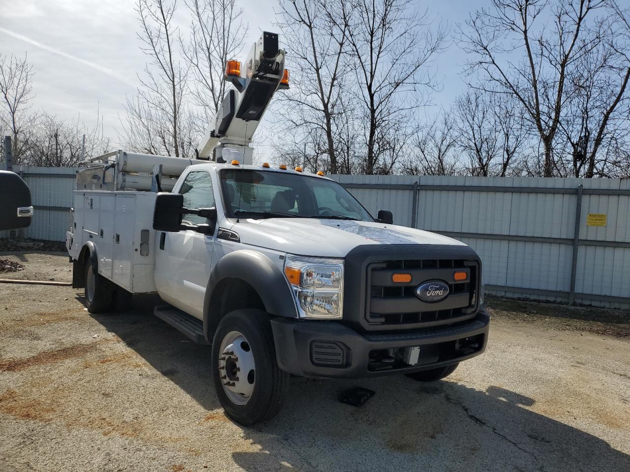 2015 Ford F450 Super Duty - Фото 4