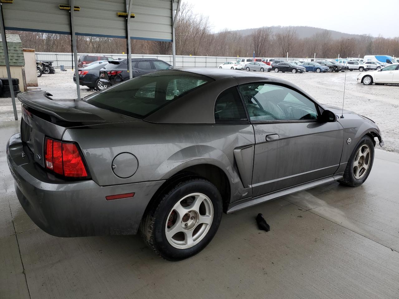 2004 Ford Mustang - Image 3