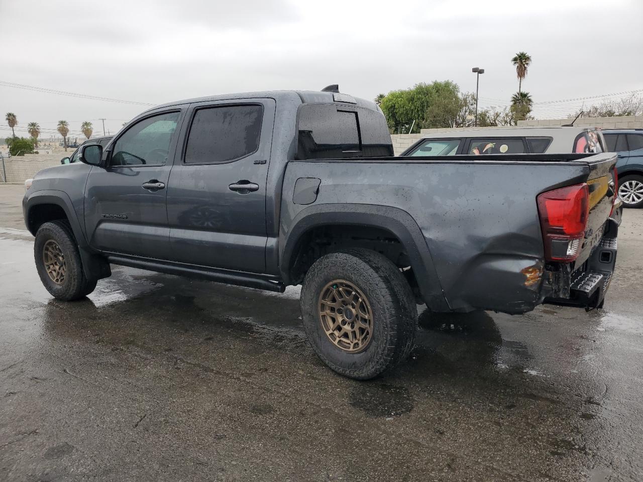2023 Toyota Tacoma Double Cab - Фото 2