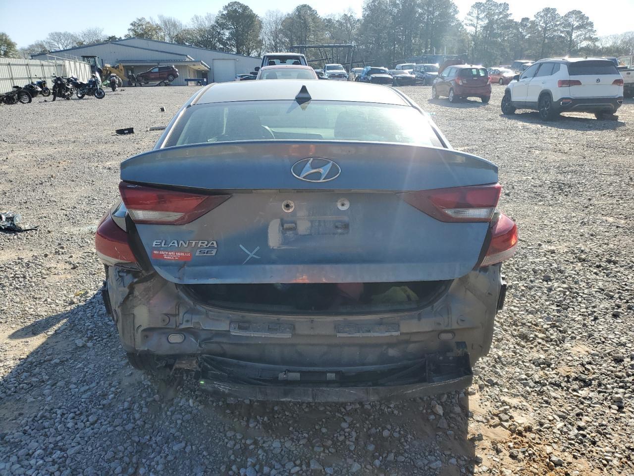 2017 Hyundai Elantra Se - Фото 6
