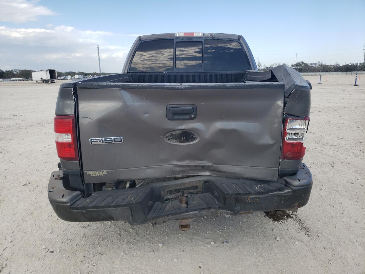 2006 Ford F150 - Image 6