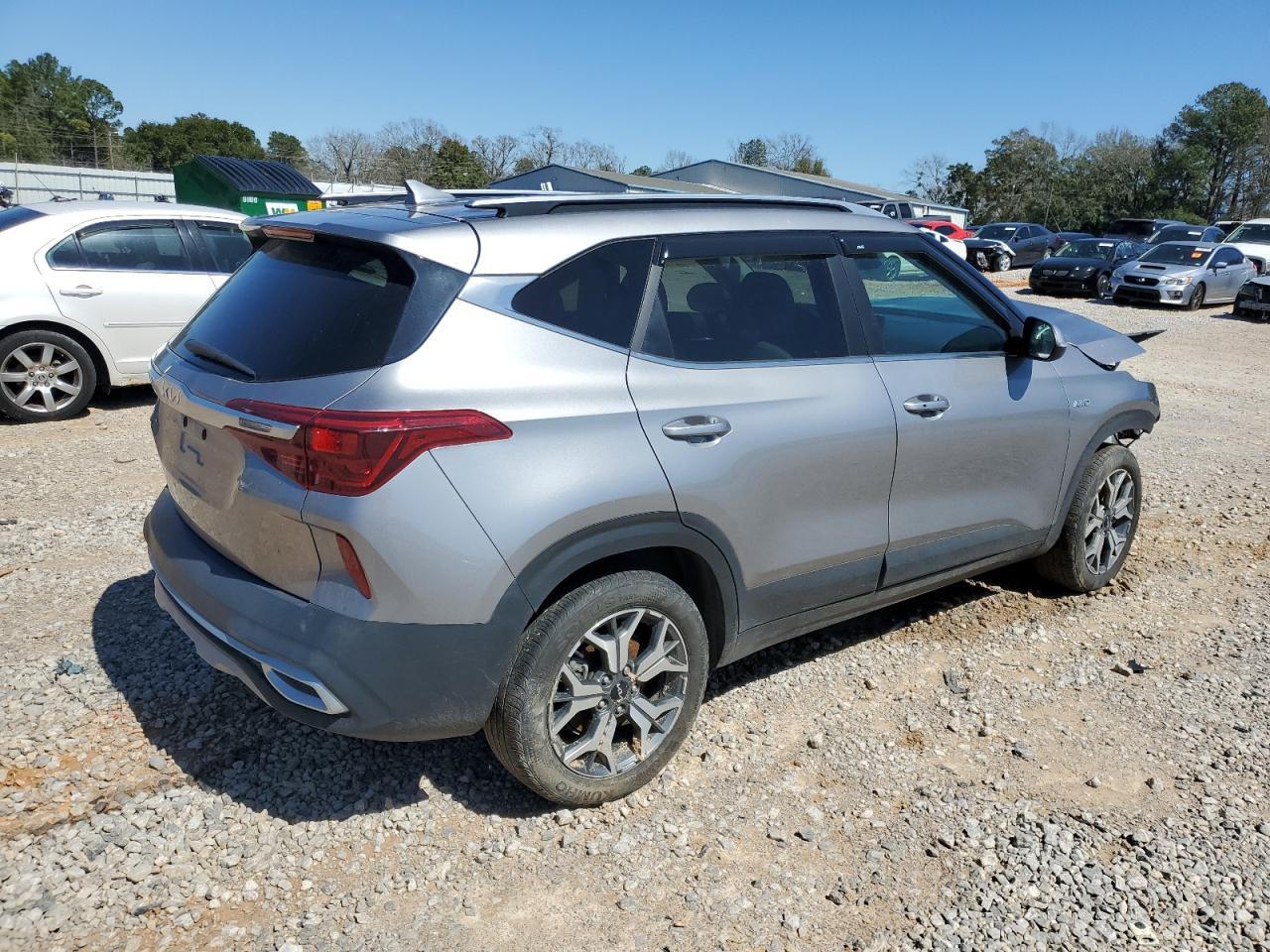 2022 Kia Seltos Ex - Фото 3