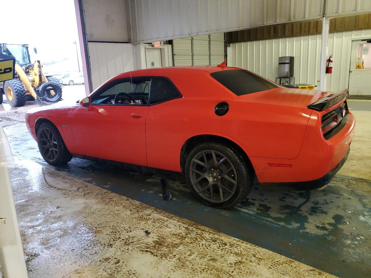 2018 Dodge Challenger - Фото 2