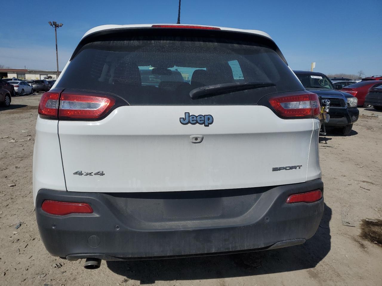 2014 Jeep Cherokee Sport - Фото 6