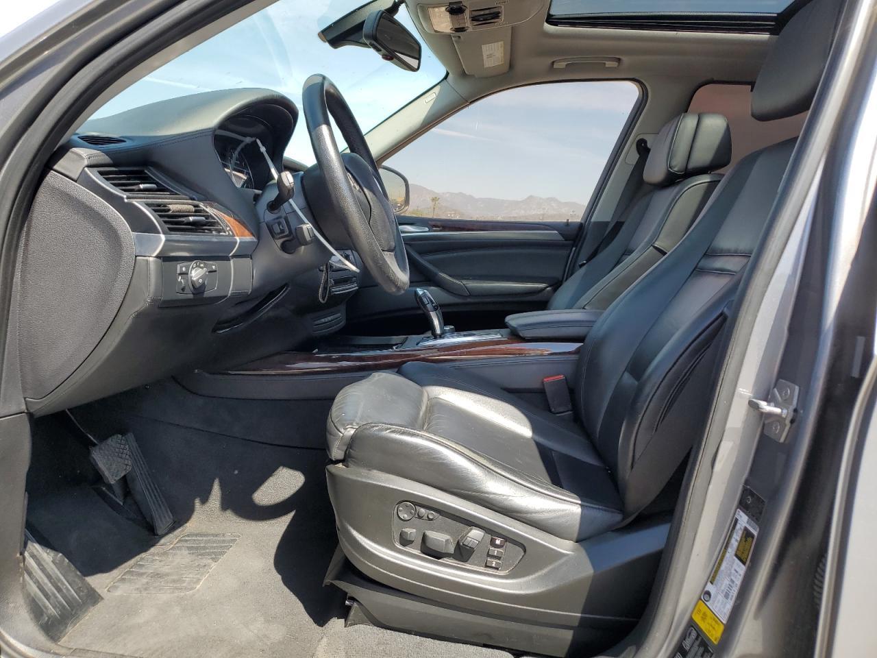 2011 BMW X5 xDrive50I - Image 7