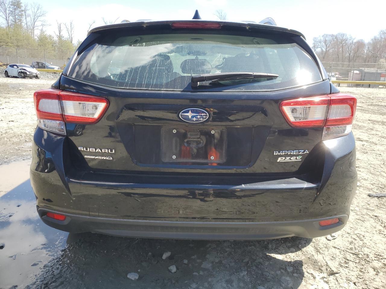 2017 Subaru Impreza Premium - Image 6