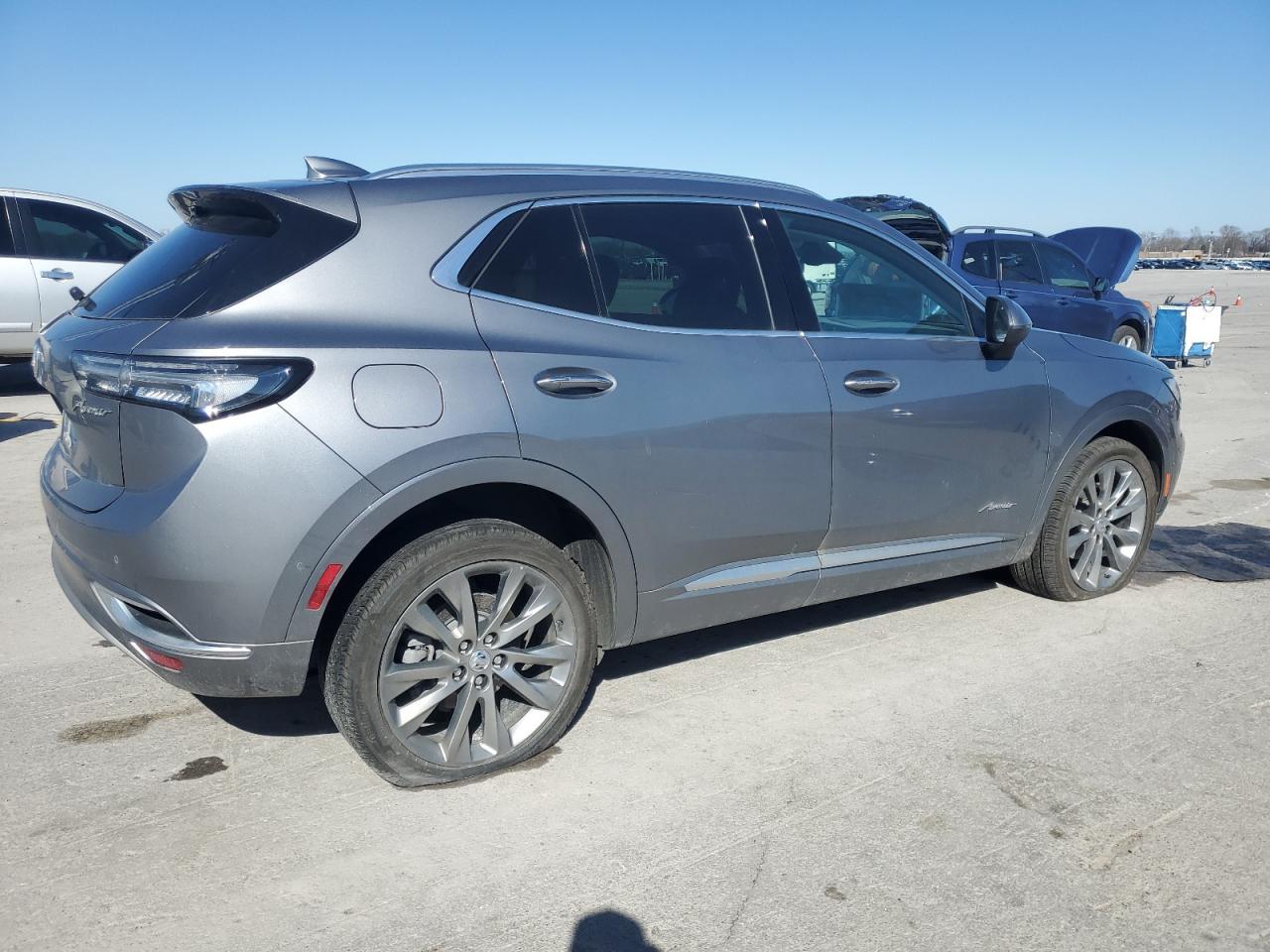 2022 Buick Envision Avenir - Фото 3