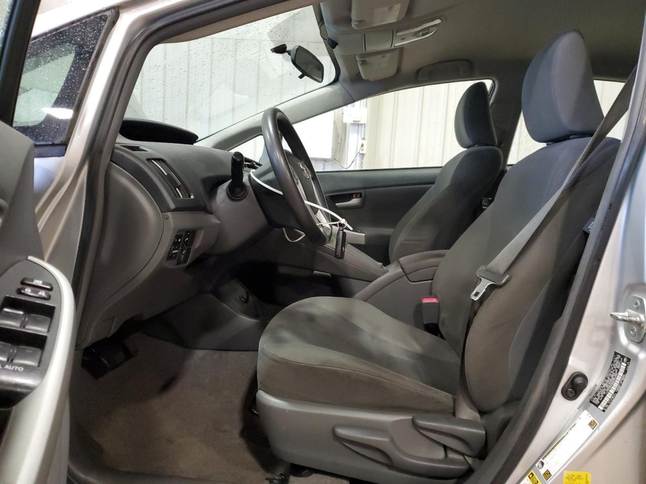 2011 Toyota Prius - Фото 7