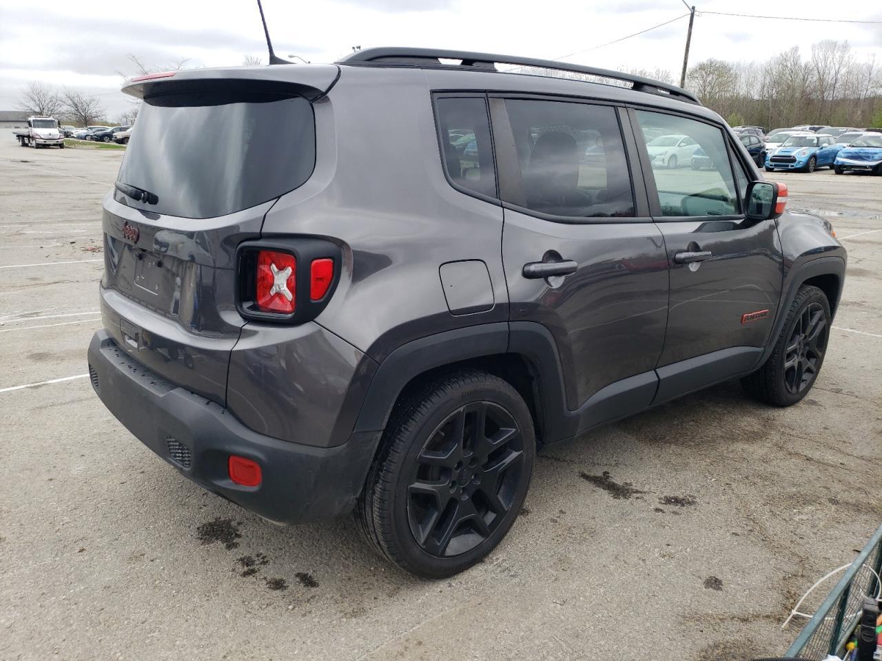 2020 Jeep Renegade Latitude - Фото 3