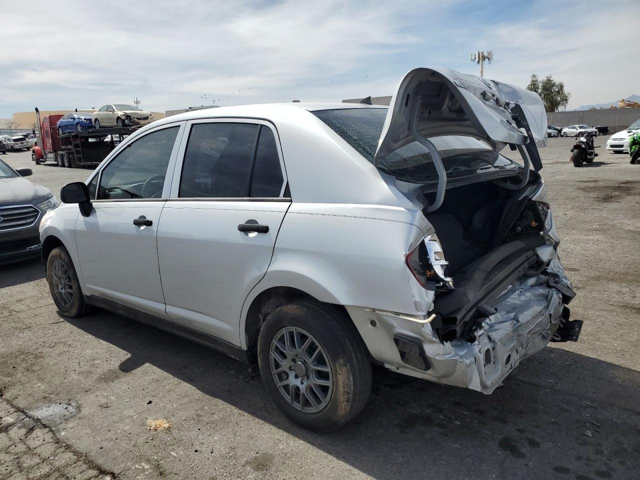 2009 Nissan Versa S - Image 2