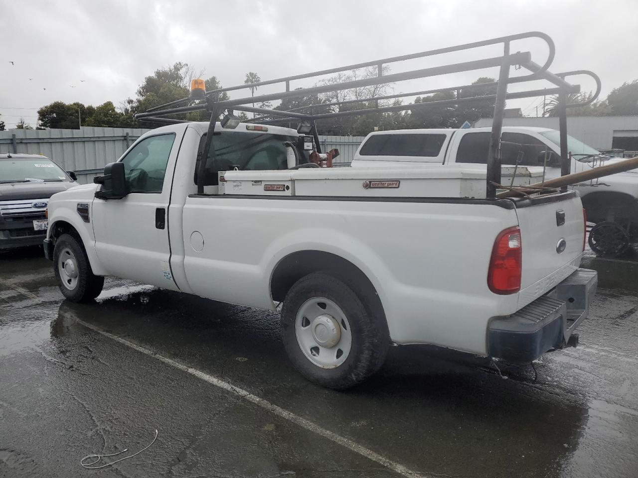 2008 Ford F250 Super Duty - Image 2