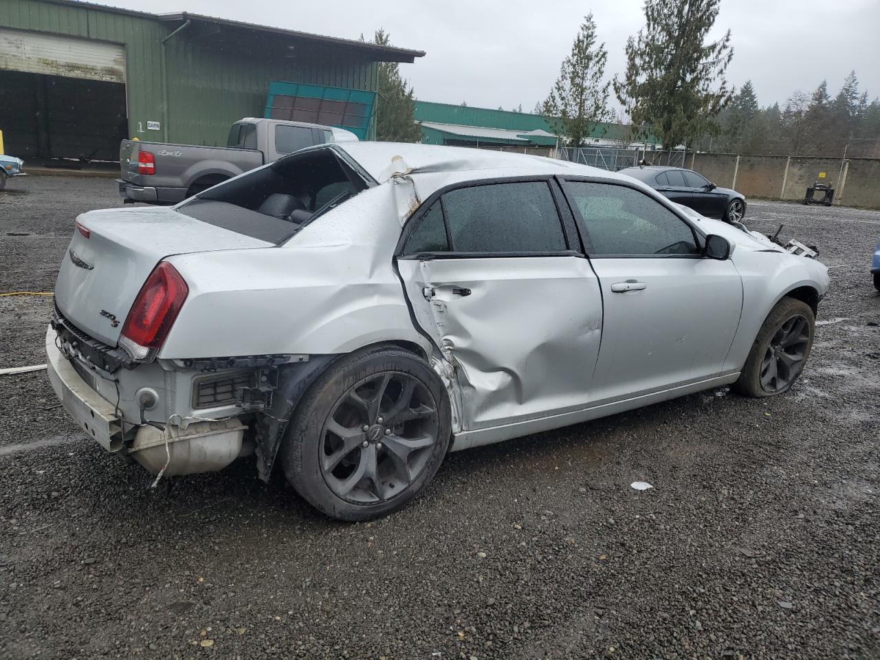 2021 Chrysler 300 S - Фото 3