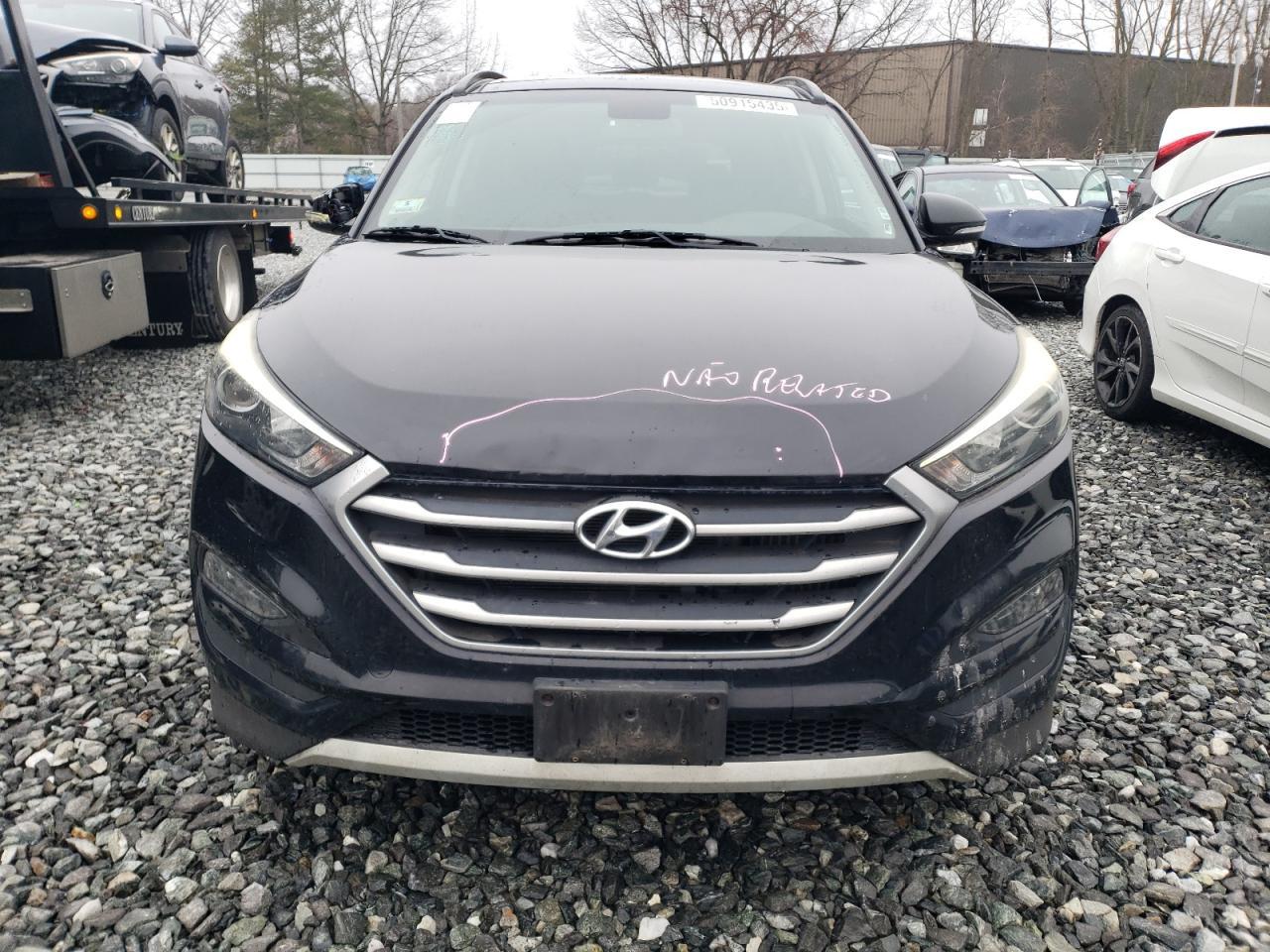 2017 Hyundai Tucson Night - Image 5