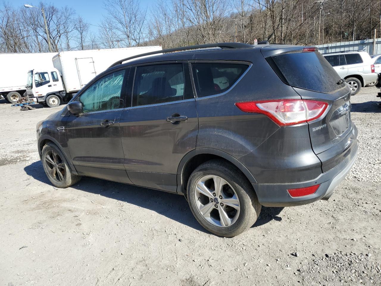 2015 Ford Escape Se - Фото 2