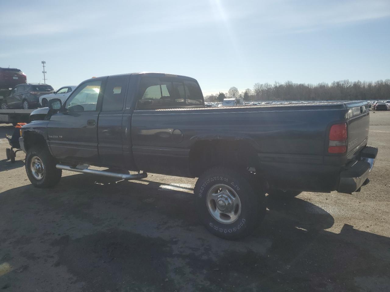 2001 Dodge Ram 2500 - Image 2
