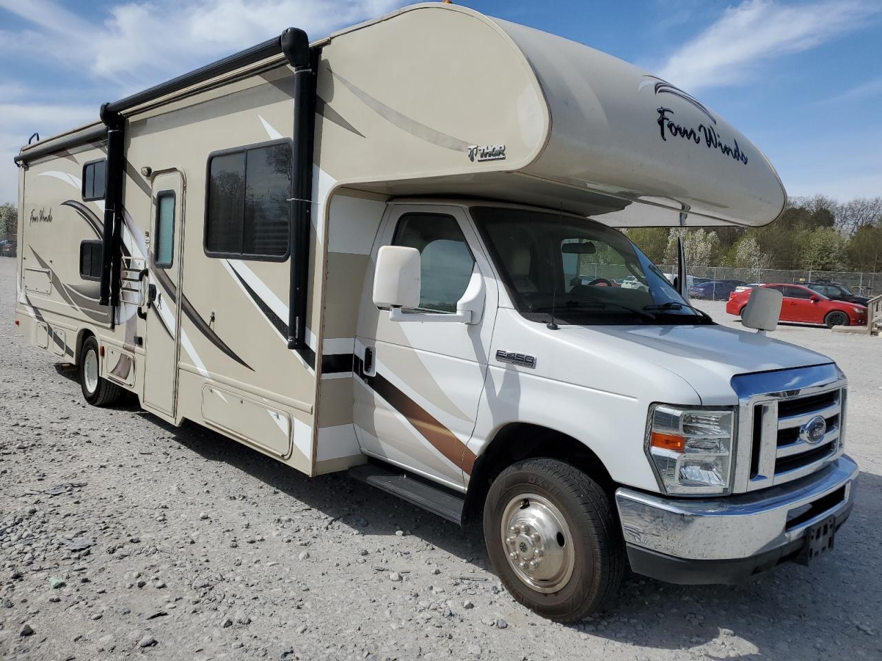 2016 Ford Econoline E450 Super Duty Cutaway Van