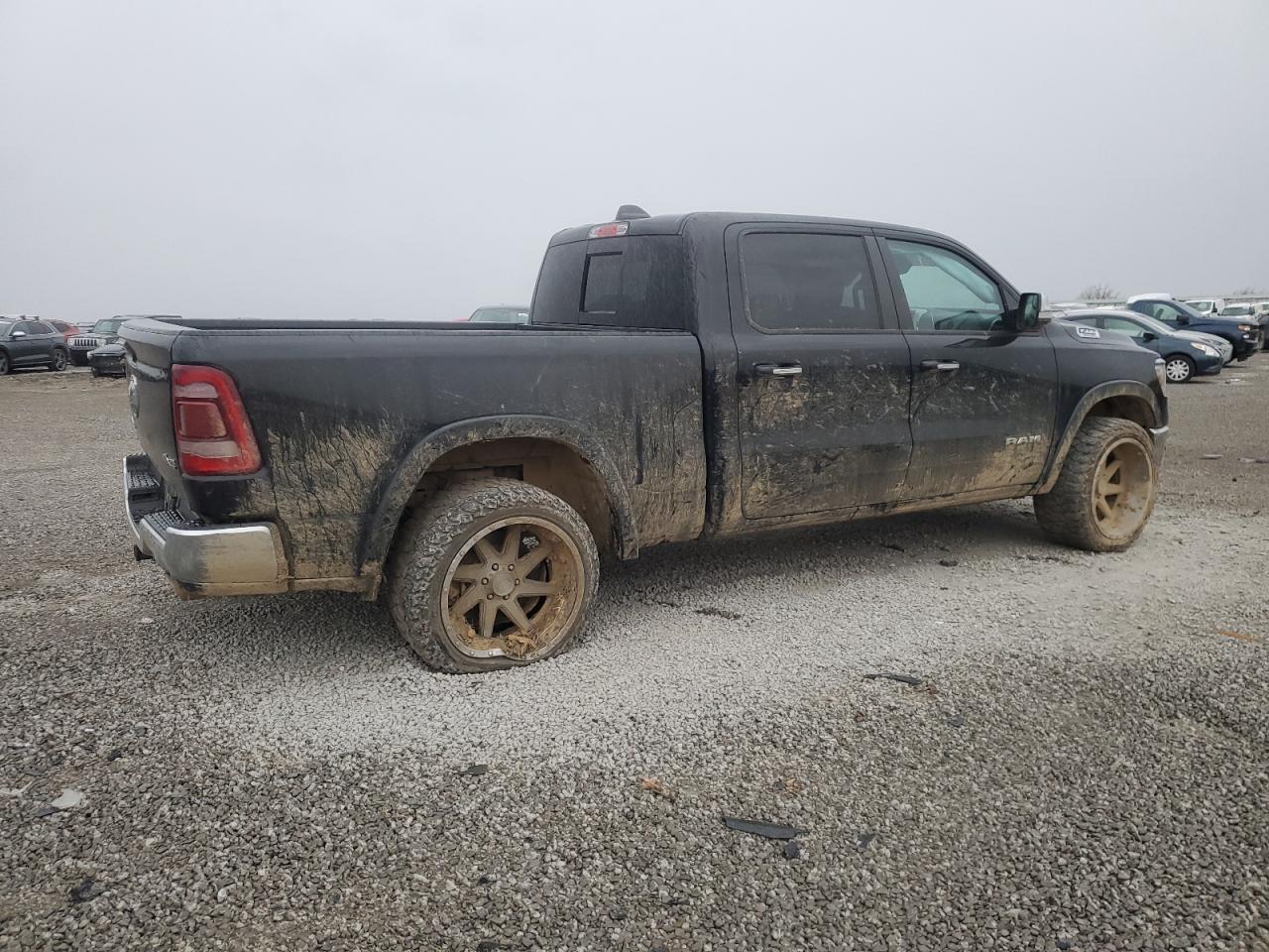 2019 Ram 1500 Laramie - Фото 3