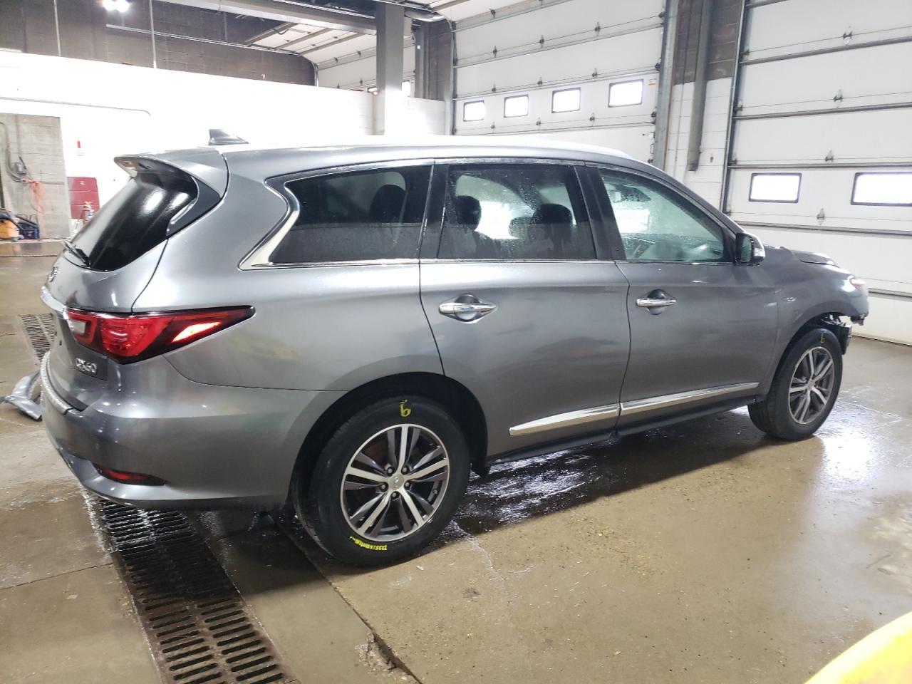 2019 Infiniti Qx60 Luxe - Image 3