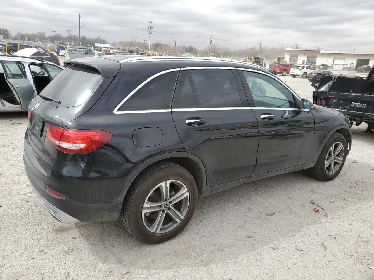 2018 Mercedes-Benz Glc 300 4Matic - Фото 3