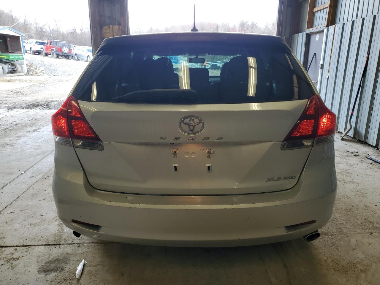 2014 Toyota Venza Le - Фото 6