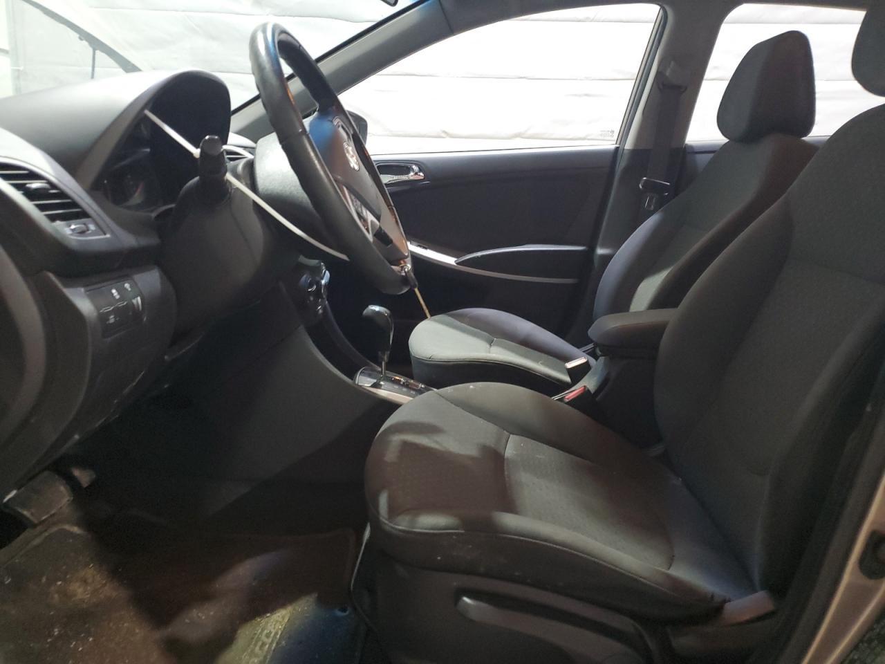 2013 Hyundai Accent Gls - Image 7