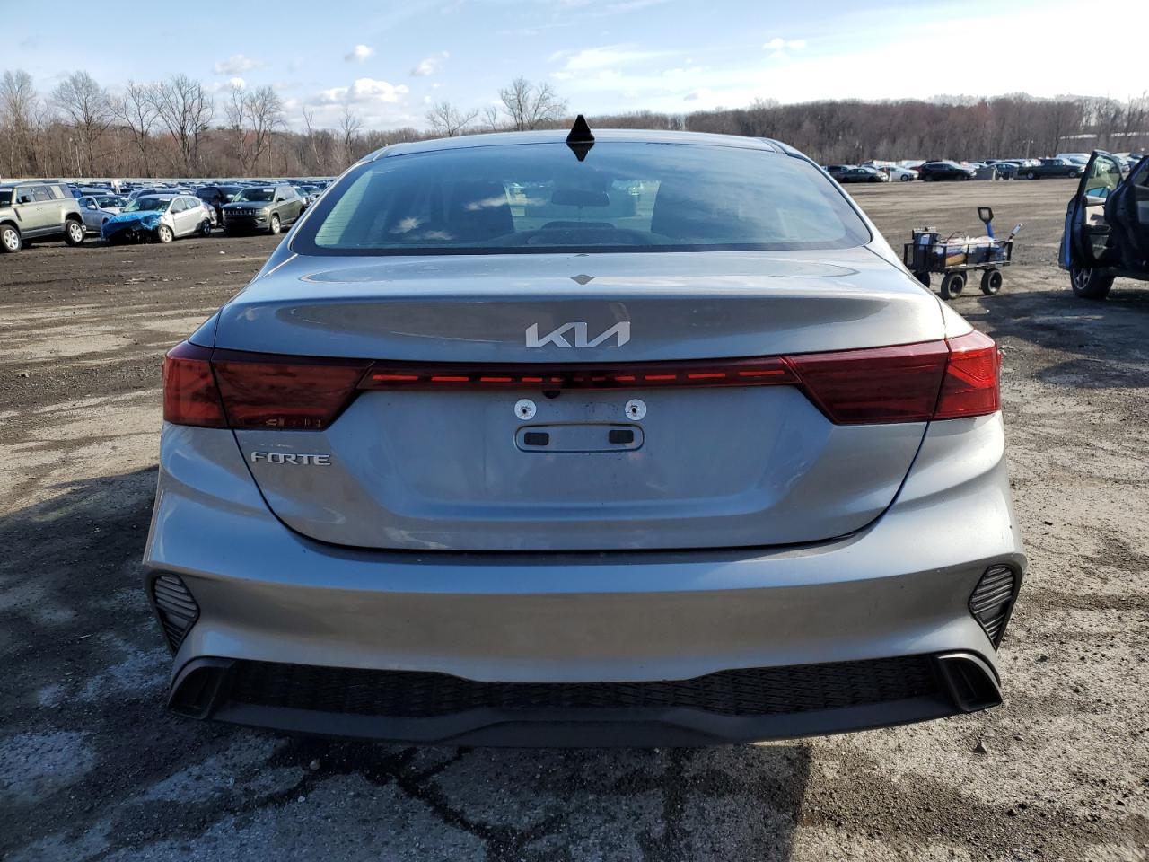 2023 Kia Forte Lx - Фото 6