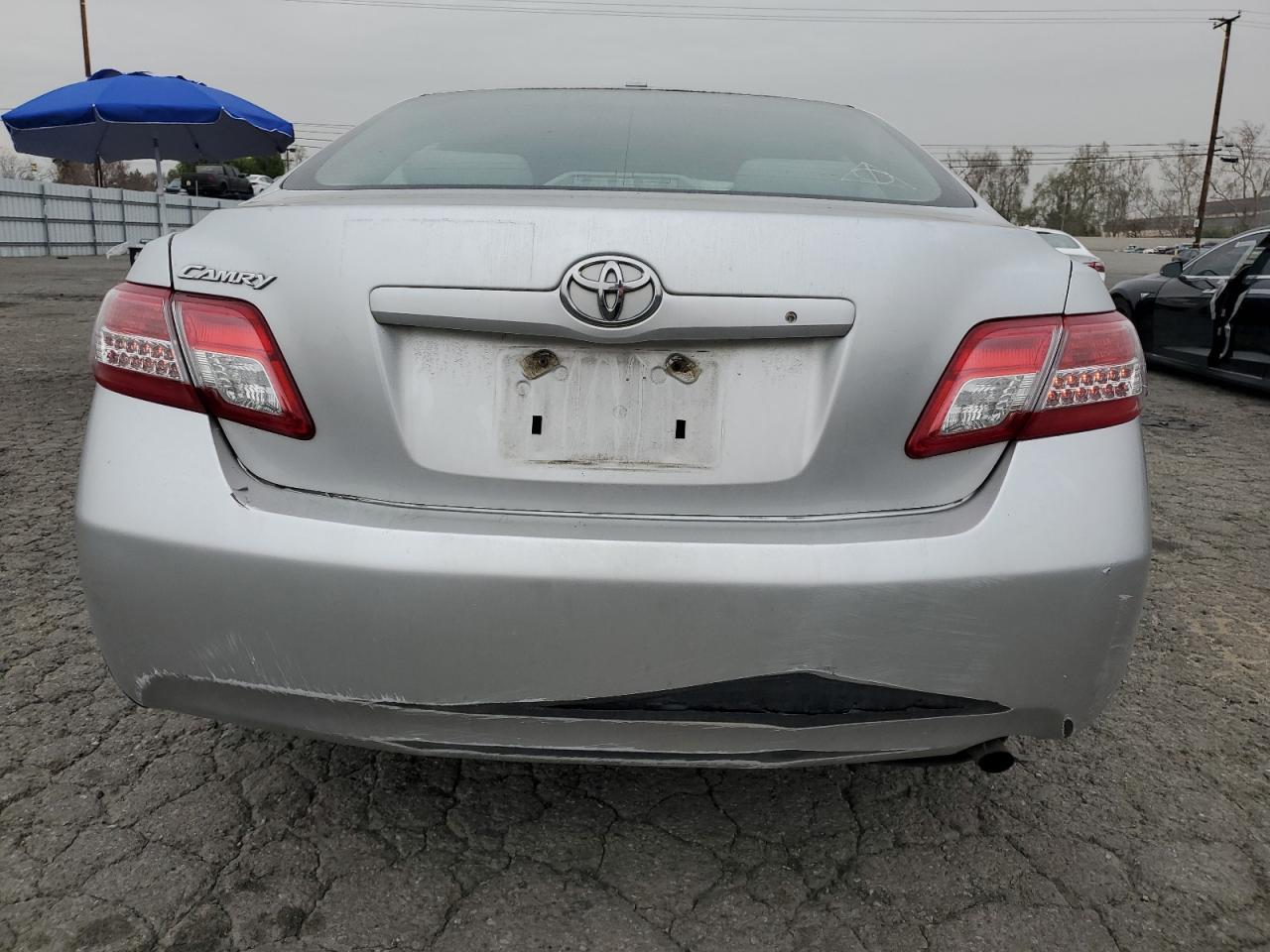 2010 Toyota Camry Base - Фото 6