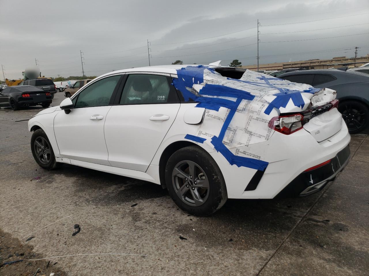 2023 Kia K5 Lxs - Image 2