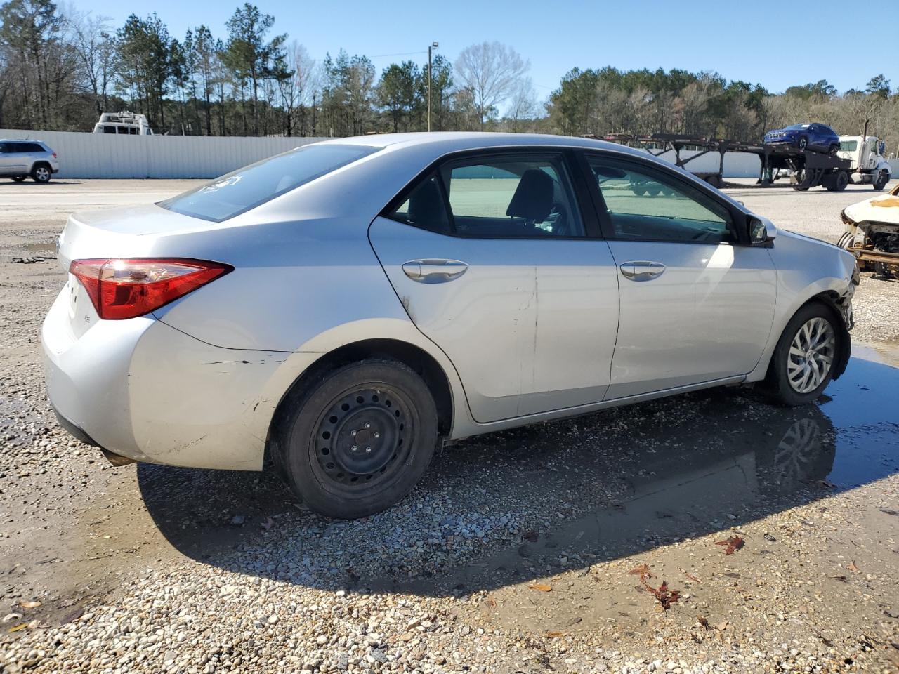 2017 Toyota Corolla L - Фото 3