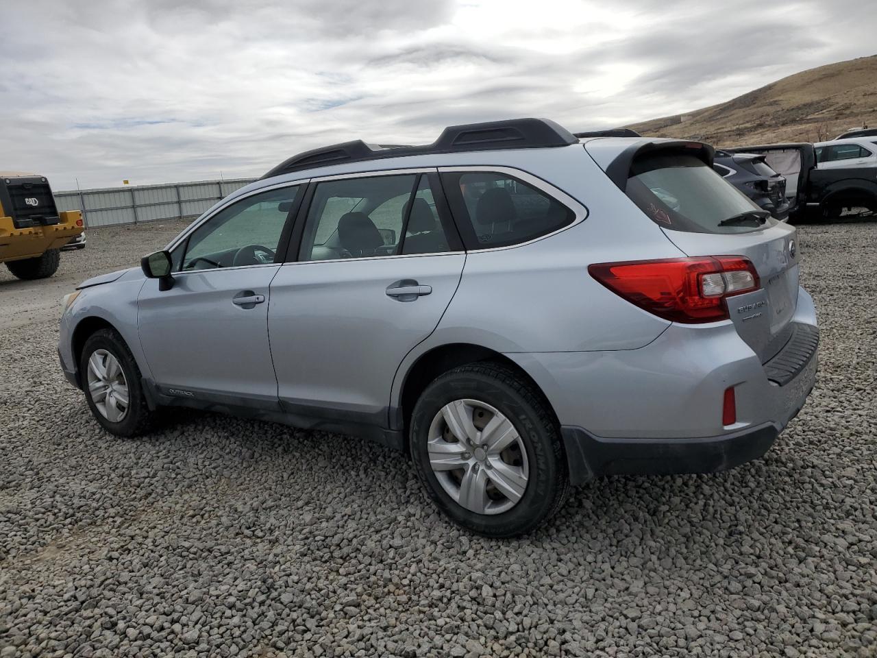 2015 Subaru Outback 2.5I - Фото 2
