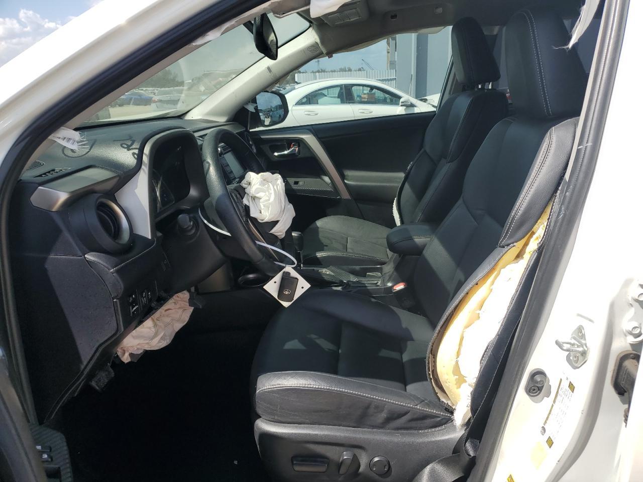 2015 Toyota Rav4 Limited - Image 7