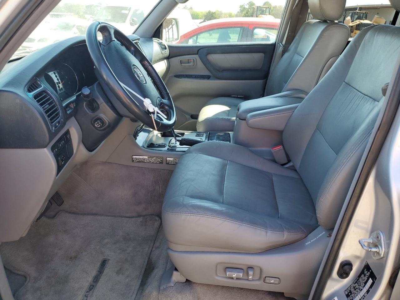 2006 Toyota Land Cruiser - Image 7